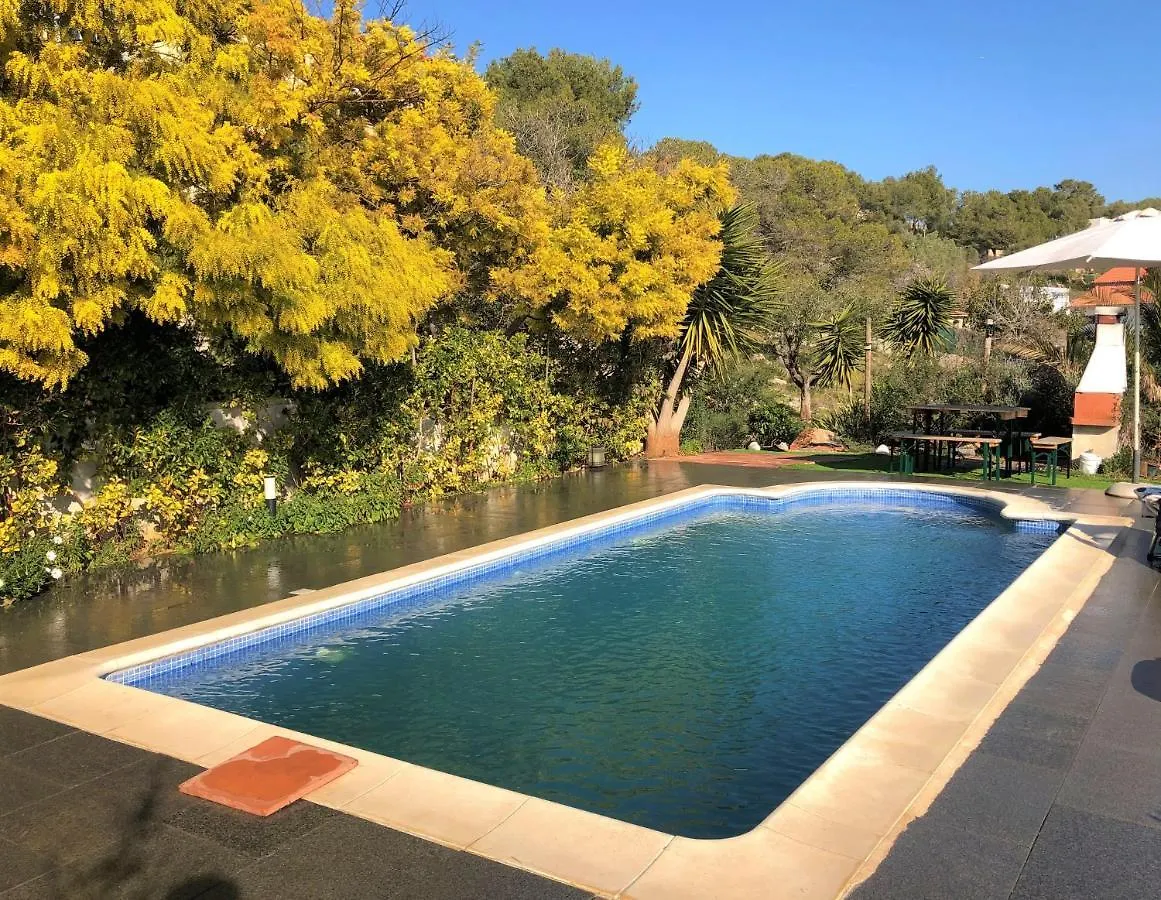 Villa Casa Bella Vista en montaña con vistas al mar y piscina privada Cunit