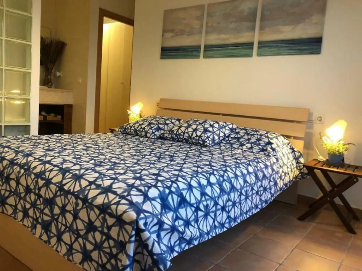 Villa Casa Bella Vista en montaña con vistas al mar y piscina privada Cunit España