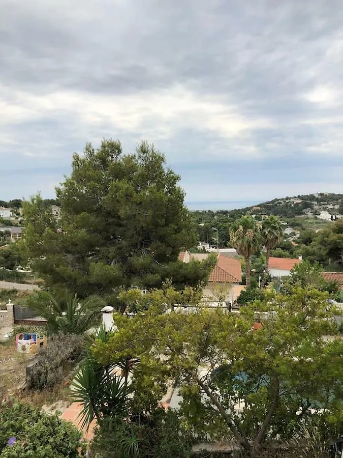Villa Casa Bella Vista en montaña con vistas al mar y piscina privada Cunit